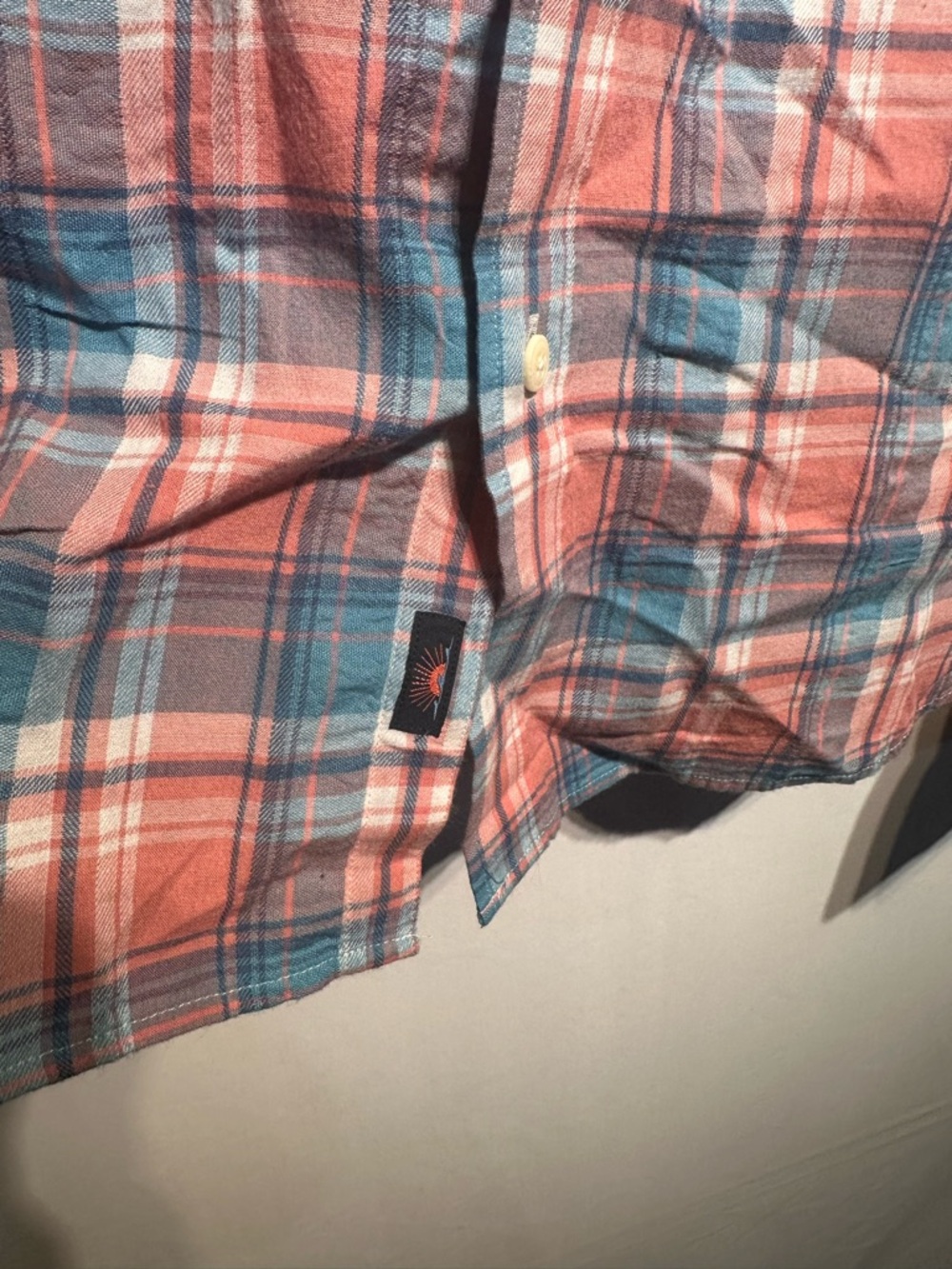 NWT Faherty Pink and Blue Plaid Long-Sleeve Button-Down Shirt - Picture 5 of 7